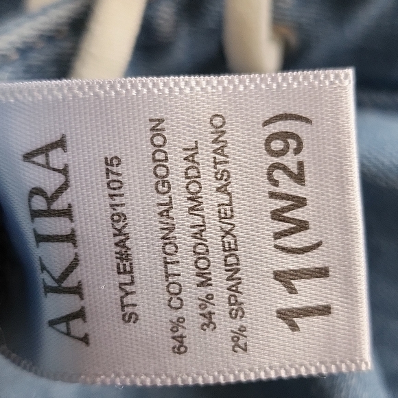 Akira NWT women's stonewash laceup straight leg jeans size 11/W29 - Picture 5 of 7